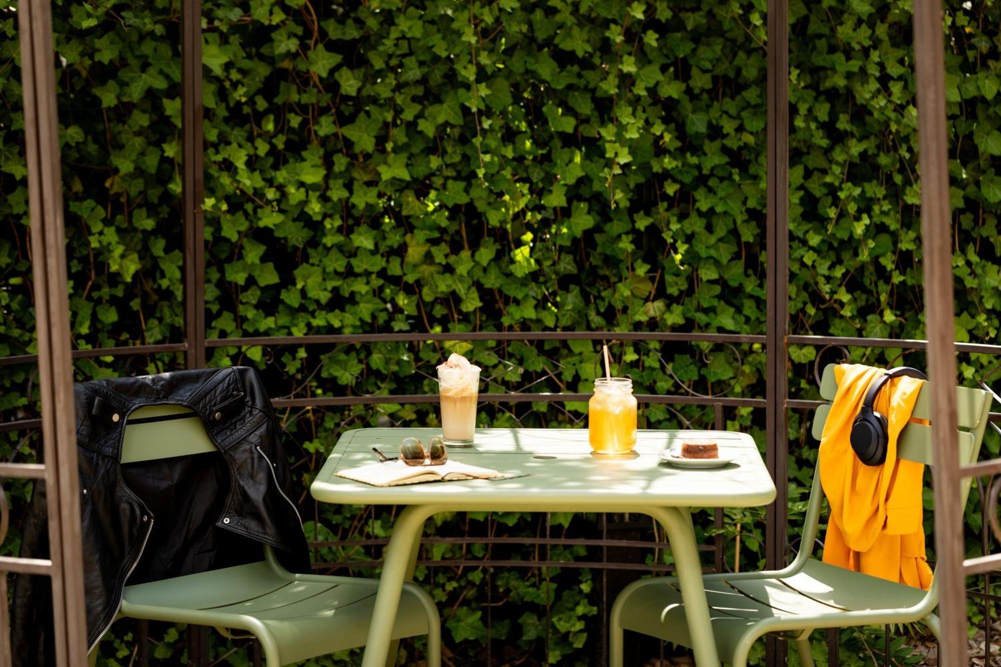 Moxy Paris Val D'Europe Hotel Montevrain Exterior photo
