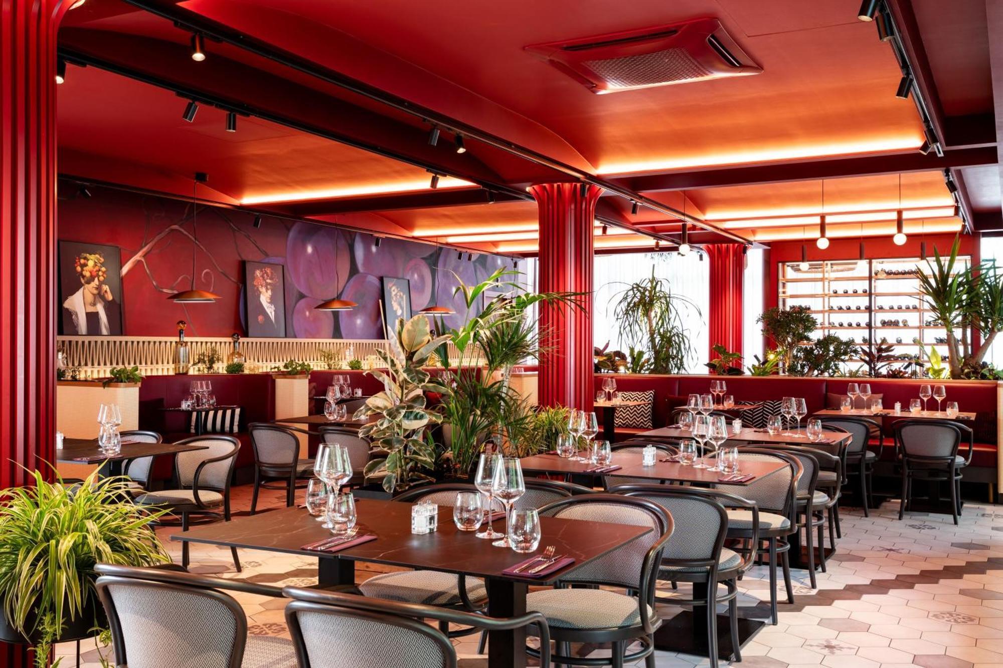 Moxy Paris Val D'Europe Hotel Montevrain Exterior photo