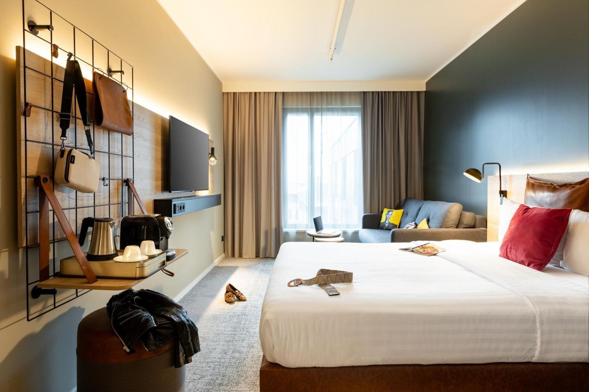 Moxy Paris Val D'Europe Hotel Montevrain Exterior photo